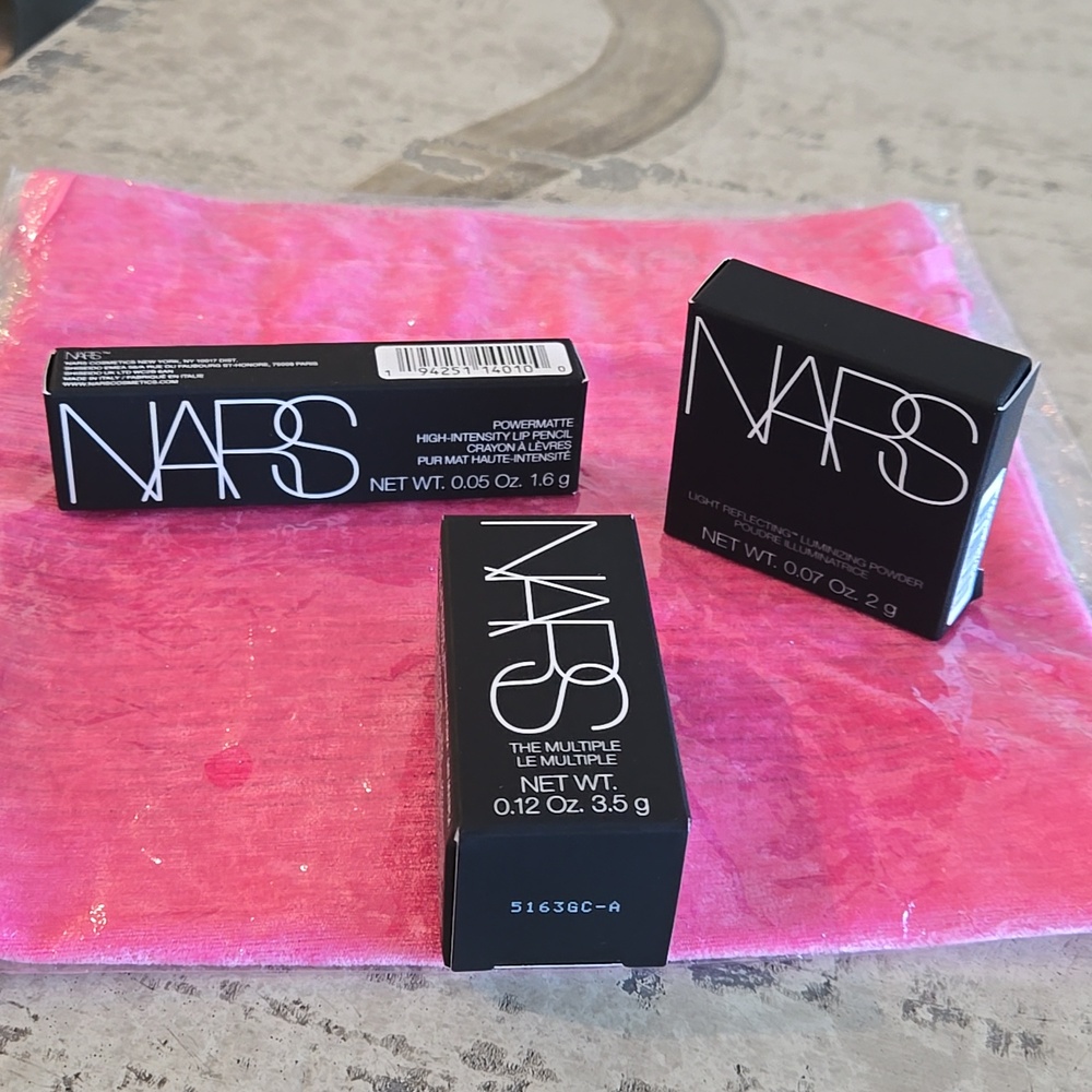 NARS Makeup Trio with Pink Storage Pouch, NWT